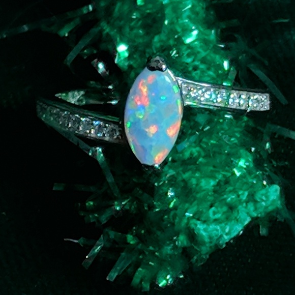 Opal and CZ sterling with rhodium plating ring - Picture 5 of 6